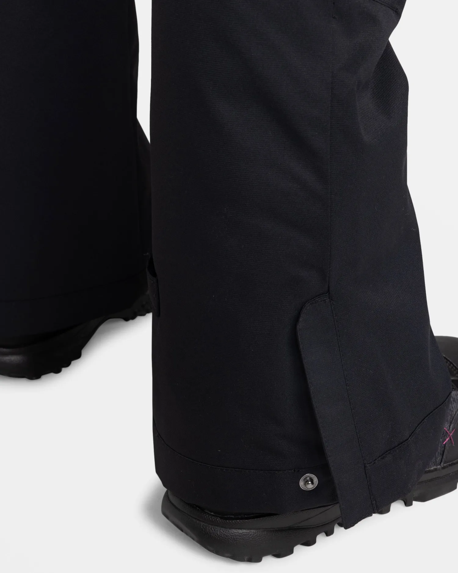diversion_snow_pants_4-1.webp Roxy Diversion Snow Pants | Snow Pants